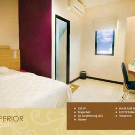 Borneo Hotel Pontianak Exteriér fotografie